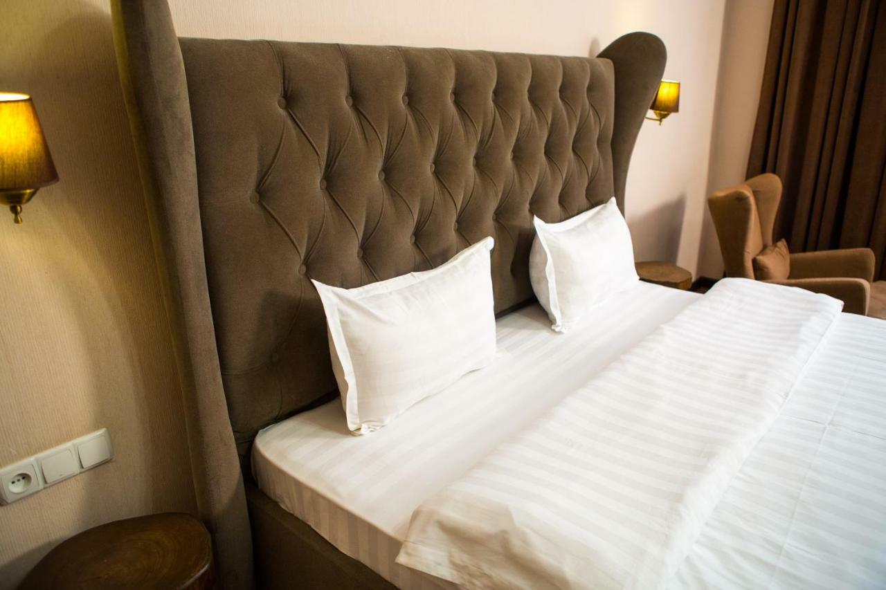 Keremet Hotel Almati Kültér fotó